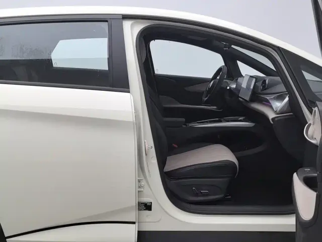 BYD Dolphin — Фото автомобиля 23
