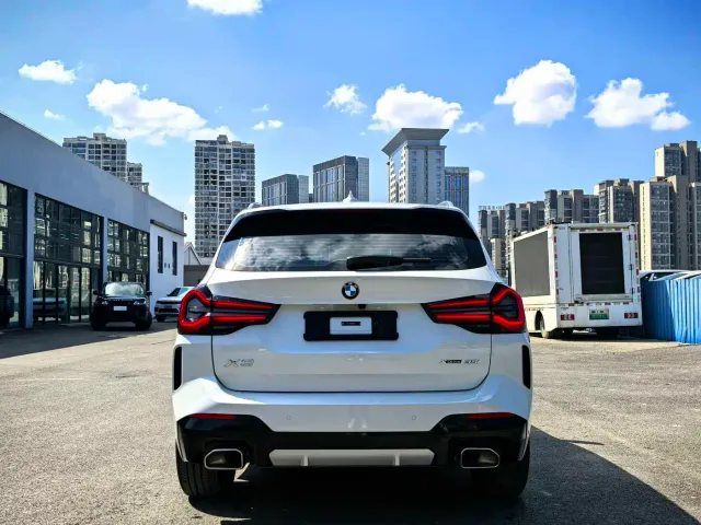BMW X3 — Фото автомобиля 10