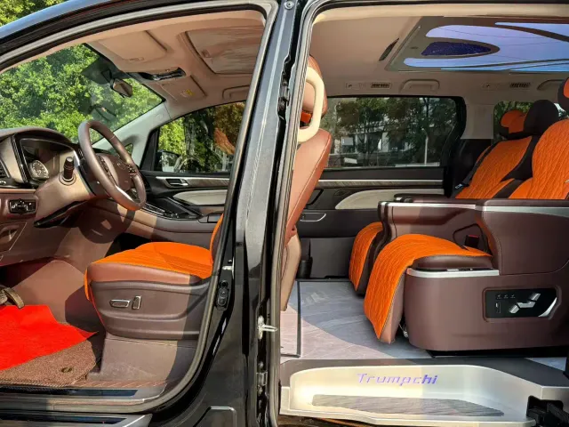 GAC Trumpchi M8 — Фото автомобиля 4