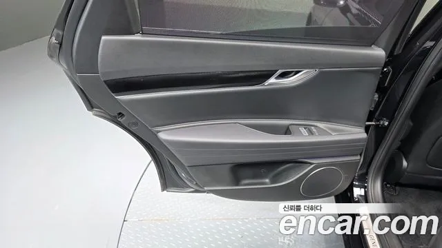 Genesis G80 Бензин 2.5 турбо AWD — Фото автомобиля 21
