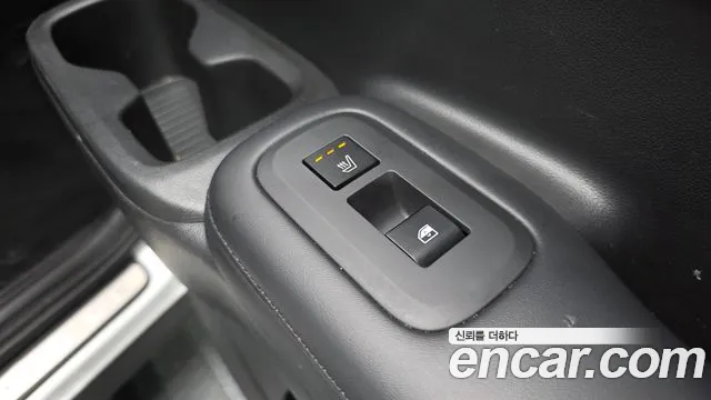Hyundai Santa Fe MX5 — Фото автомобиля 17
