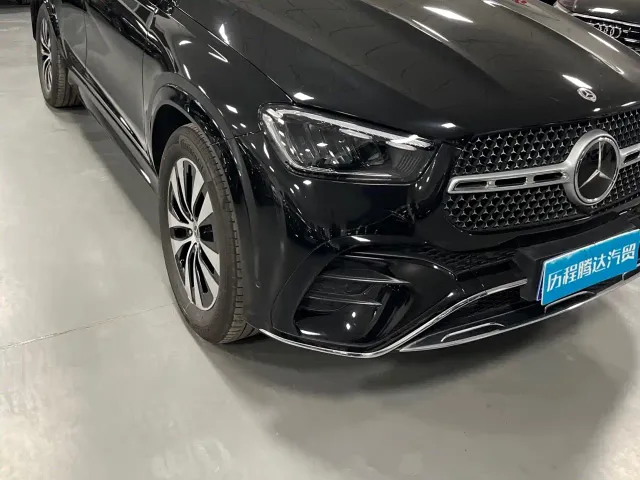 Mercedes-Benz GLE-Class — Фото автомобиля 4
