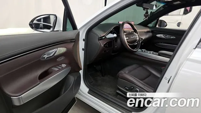 Genesis GV70 2.2 Дизель 2WD — Фото автомобиля 6