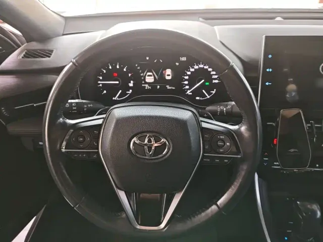 Toyota Avalon — Фото автомобиля 10