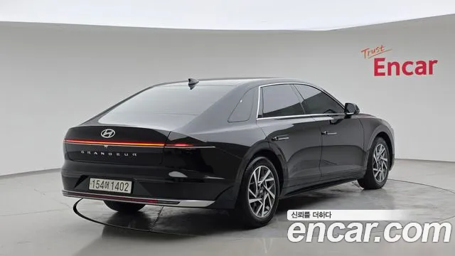 Hyundai Grandeur GN7 — Фото автомобиля 2