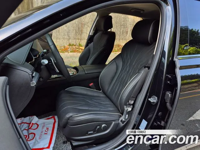 Genesis G80 Бензин 2.5 турбо AWD — Фото автомобиля 8