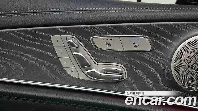 Mercedes-Benz E-Class — Фото автомобиля 25