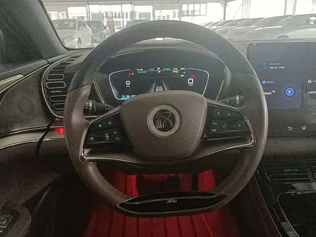 BYD Han — Фото автомобиля 10