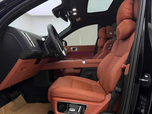 Li Auto L9 — Фото автомобиля 6