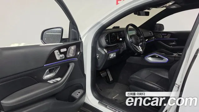 Mercedes-Benz GLE-Class — Фото автомобиля 10