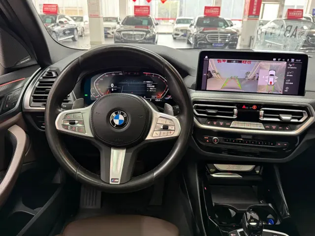 BMW X3 — Фото автомобиля 12