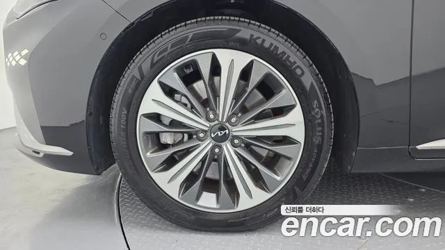Kia K8 — Фото автомобиля 5