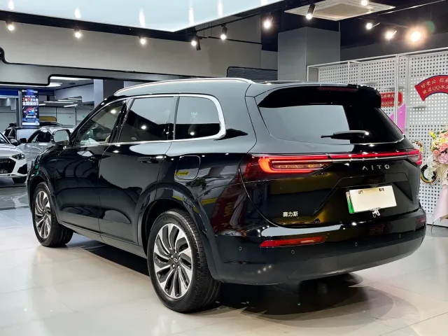 Aito M7 — Фото автомобиля 15