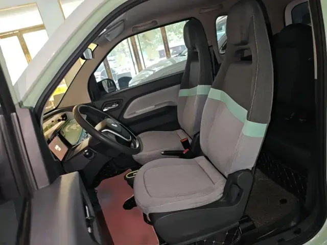 Wuling Hongguang Mini EV — Фото автомобиля 14