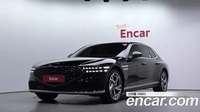 Фотография автомобиля — Genesis G90