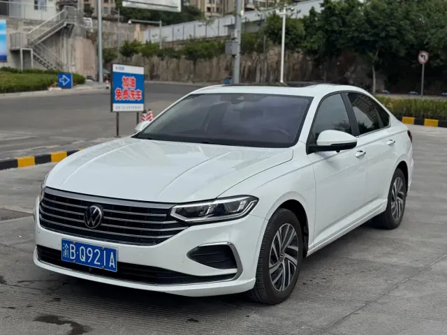 Фотография автомобиля — Volkswagen Lavida