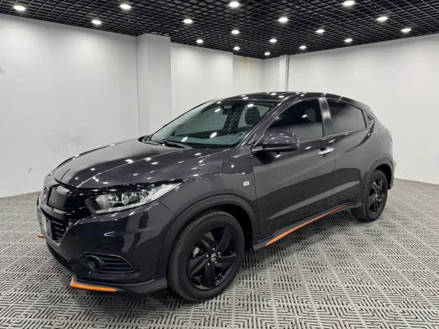 Honda Vezel — Фото автомобиля 3