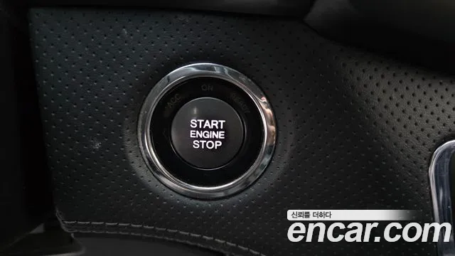 KG_Mobility_Ssangyong Rexton Новый Rexton Sport Дизель 2.2 4WD — Фото автомобиля 25
