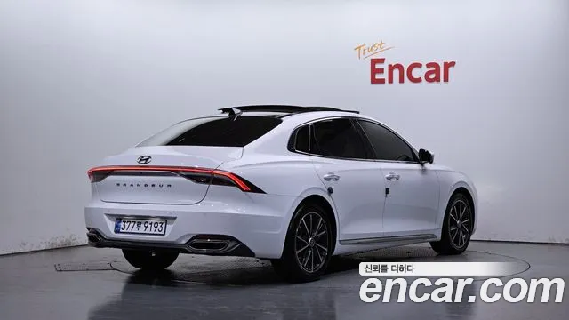 Hyundai Grandeur Grandeur (New) — Фото автомобиля 2