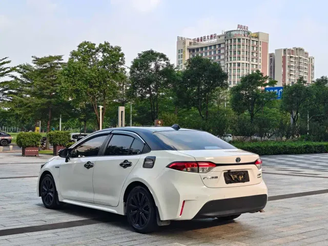 Toyota Levin 2023 Smart Hybrid 1.8L Leading Edition — Фото автомобиля 15