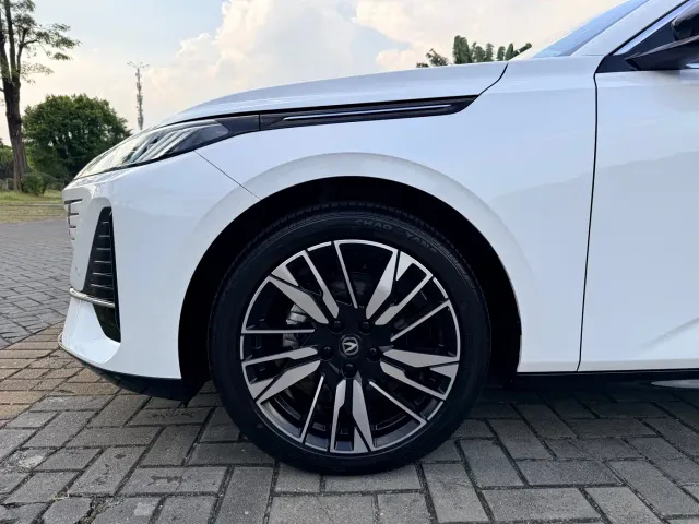 Changan Eado — Фото автомобиля 23