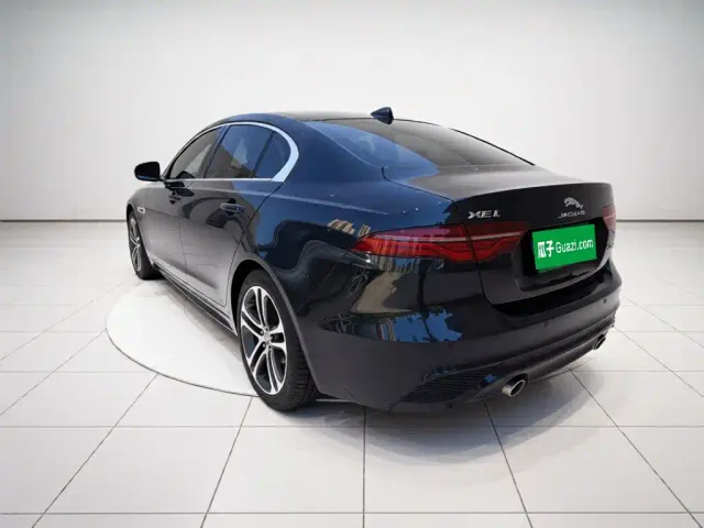 Jaguar XEL — Фото автомобиля 24