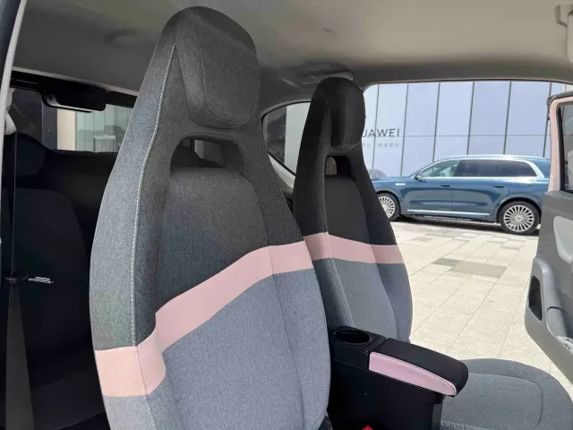 Wuling Hongguang Mini EV — Фото автомобиля 14