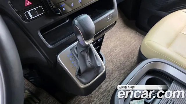 Hyundai Staria Staria L3.5 Карго 5 мест — Фото автомобиля 7
