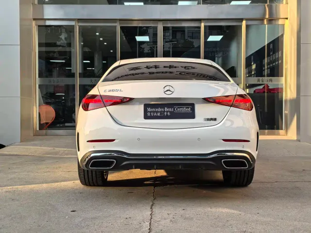 Mercedes-Benz C-Class — Фото автомобиля 4