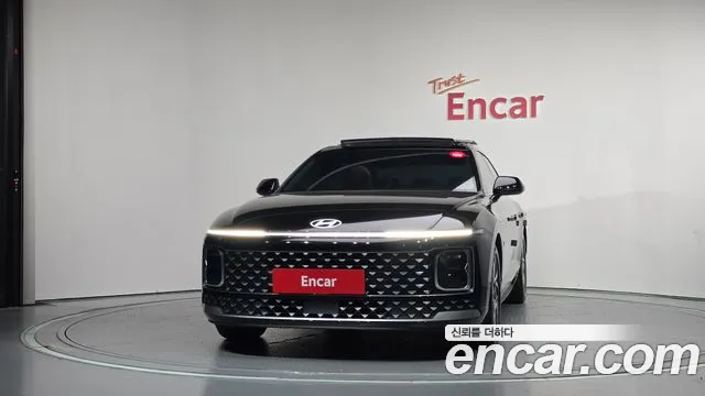 Hyundai Grandeur GN7 — Фото автомобиля 3