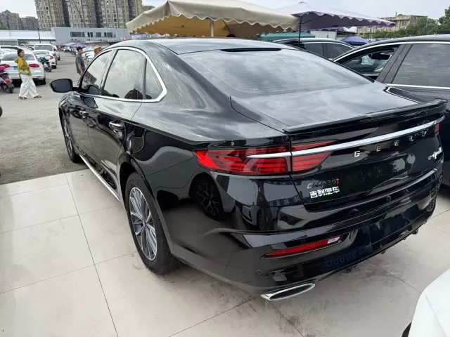 Geely Xingrui — Фото автомобиля 12