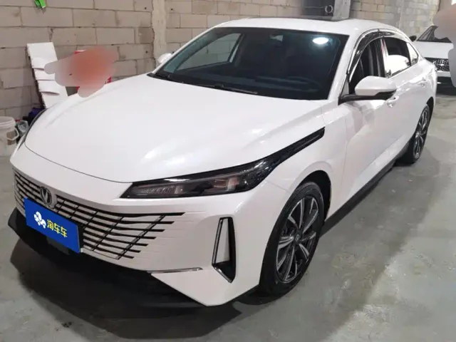 Фотография автомобиля — Changan Eado