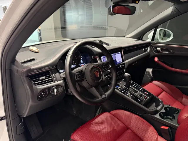 Porsche Macan — Фото автомобиля 7