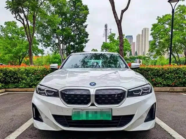 BMW i3 — Фото автомобиля 5