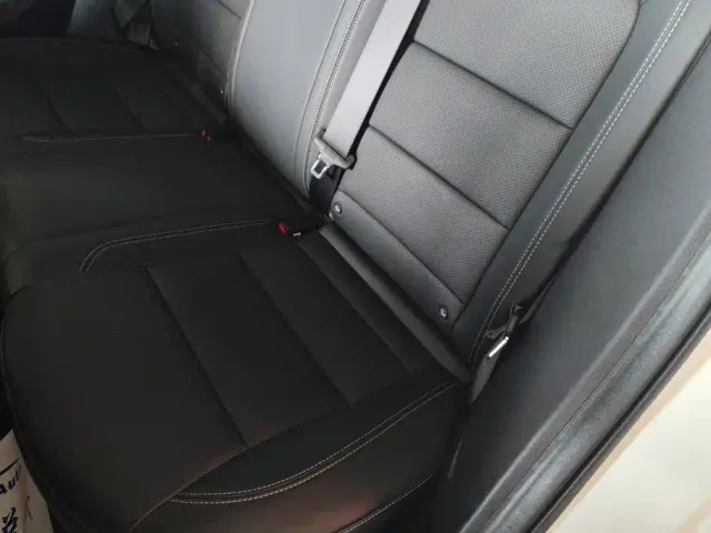 Geely Binyue — Фото автомобиля 11