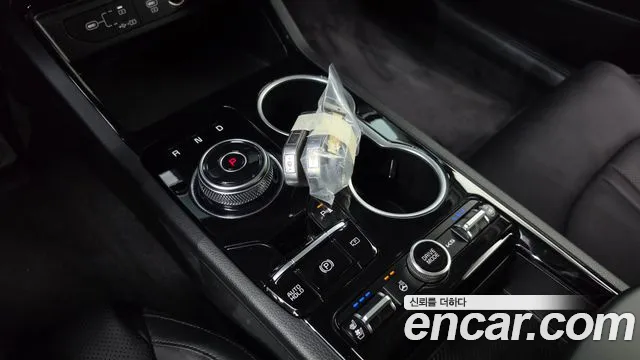 Kia K5 Новый K5 3 поколение 2.0 LPi(Для проката) — Фото автомобиля 9