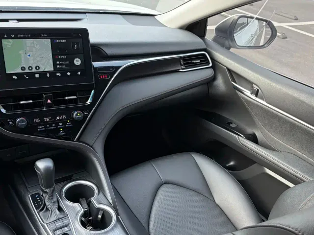 Toyota Camry — Фото автомобиля 14