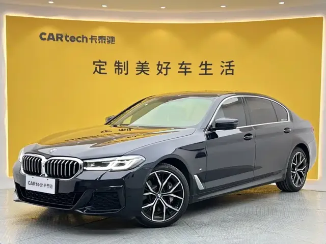 BMW 5 Series — Фото автомобиля 13