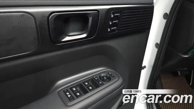 Hyundai Santafe — Фото автомобиля 25