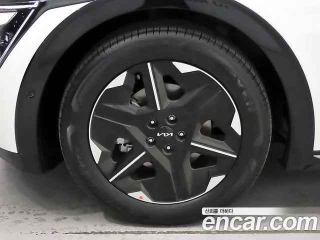 Kia EV6 — Фото автомобиля 20