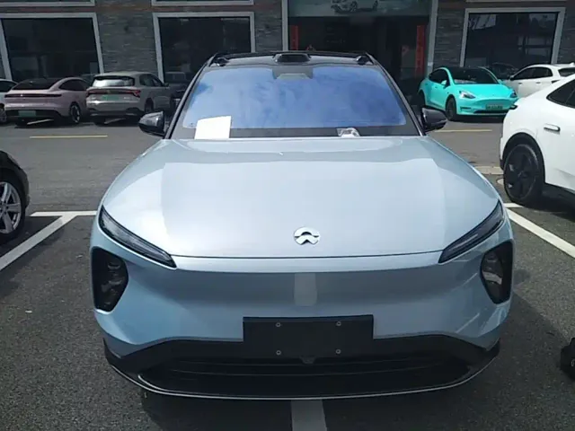 Nio ES6 — Фото автомобиля 2