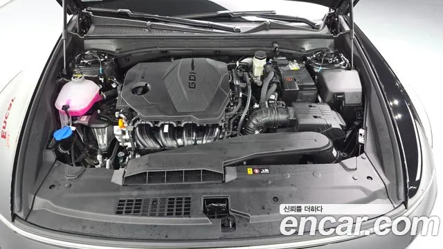 Hyundai Grandeur GN7 — Фото автомобиля 6