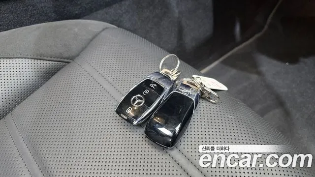 Mercedes-Benz E-Class W213 — Фото автомобиля 21