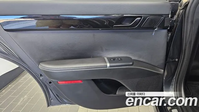 Hyundai Grandeur GN7 — Фото автомобиля 14