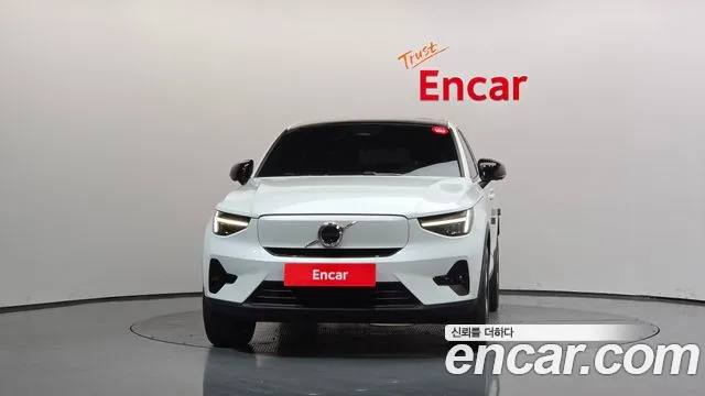 Volvo C40 C40 Recharge — Фото автомобиля 3