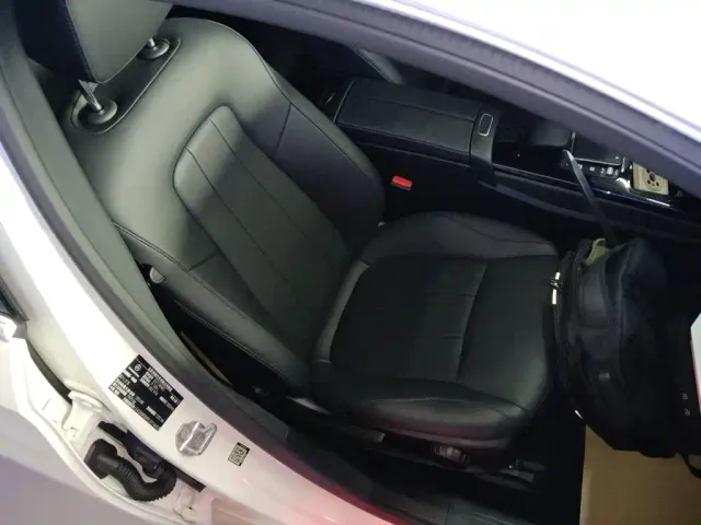 Mercedes-Benz A-Class — Фото автомобиля 24