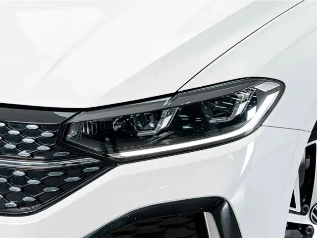 Volkswagen Lavida — Фото автомобиля 4