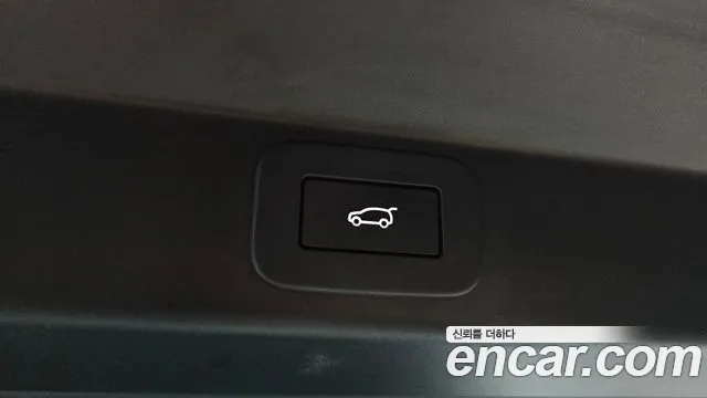Land Rover Range Rover Sport — Фото автомобиля 25