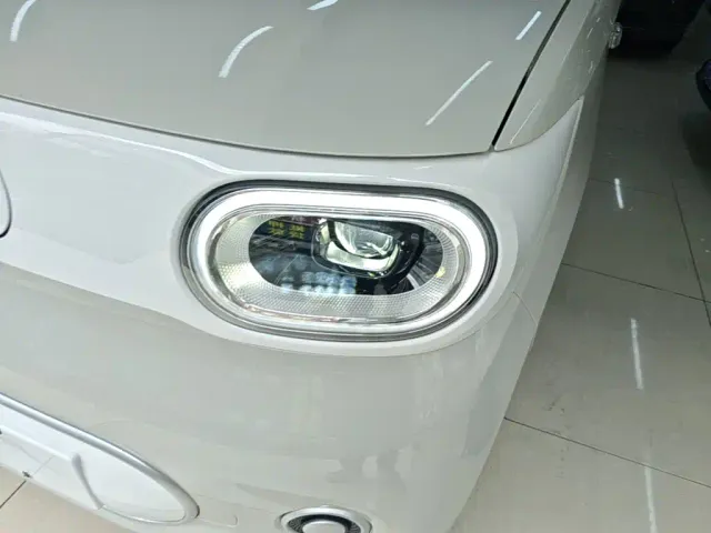 Wuling Hongguang Mini EV — Фото автомобиля 23