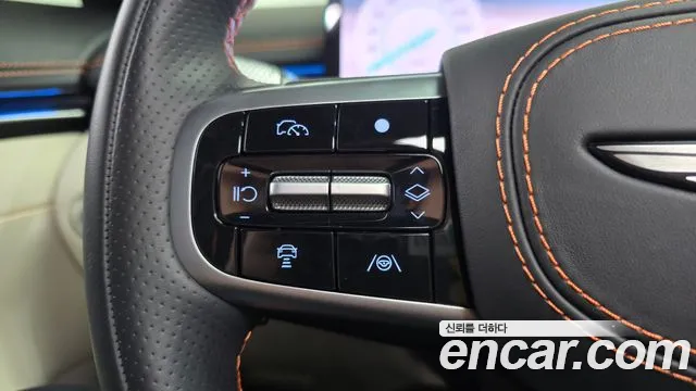 Genesis GV70 — Фото автомобиля 22